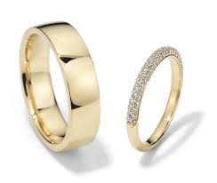 10k gold contains 10 parts gold and 14 parts another metal(s), making it 41.7% gold. 18k Gold Price Purity And Jewelry Styles The Diamond Pro