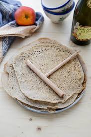 Galettes Mit Buchweizenmehl Rezept Franzosisch Kochen Rezept In 2020 Buchweizenmehl Lebensmittel Essen Rezepte