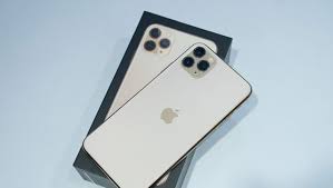 But first, you must understand each lens and its capability so you can maximize the usage. Hands Really Fast The Iphone 11 Pro Max Comes Out Of The Box China It News