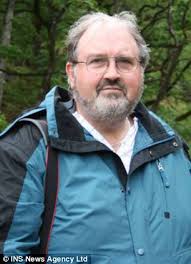 Radiographer Paul Welch used NHS computer to look for 'upskirt' pictures of  celebrities and incest stories