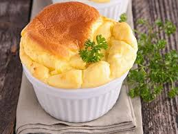 Blue Cheese Gorgonzola Souffle A Soscuisine Recipe Recette Souffle Au Fromage Recette Souffle Au Fromage Plat Leger