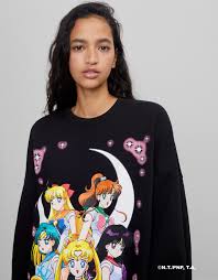 Bershka - Oversize Sailor Moon sweatshirt