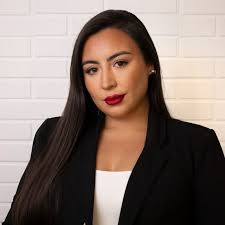 Julia Tanaka (@_juliatanaka) • Instagram photos and videos