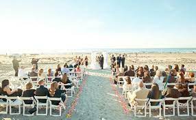 Have Your Dream Wedding On The Beach Under The La Jolla Sun San Diego Beach Wedding San Diego Wedding Venues Wedding Venues Beach