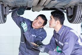 Insurans komprehensif biasanya diluluskan untuk kenderaan yang belum melepasi tahap umur tertentu. Perkhidmatan Pembaikan Casis Pembaikan Kereta Gambar Unduh Gratis Imej 501189071 Format Jpg My Lovepik Com