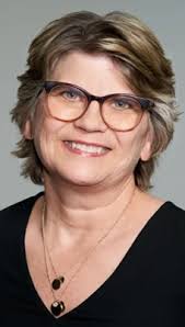 Linda Wick's Instagram, Twitter & Facebook