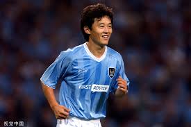 英超名人堂（premier league hall of fame）用来表彰自1992年以来在英格兰足球超级联赛中展现非凡才华的球员们，进入名人堂是英超联盟授予球员的最高个人荣誉。据悉，每位入选英超名人堂的球员将获得定制的纪念章，上面刻有入选年份。2021年，阿兰·希勒、蒂埃里·亨利、埃里克·坎通纳、罗伊·基恩. å­™ç»§æµ·å¤Ÿèµ„æ ¼å…¥é€‰è‹±è¶…åäººå ‚å— ä»–è·ç¦»è¿™ä¸€æ ‡å‡†è¿˜å·®å¤šè¿œ