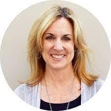 Julie Sickler's Instagram, Twitter & Facebook