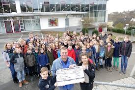 Geben sie jetzt die erste bewertung ab! Grunder Und Vorsitzende Von Pro Fil Matthias Merzhauser Zu Gast Am Freiherr Vom Stein Gymnasiums Betzdorf Kirchen Ak Kurier De
