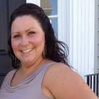 Jennifer Lourenco's Instagram, Twitter & Facebook