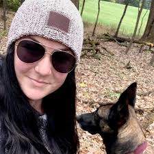 What are good wineries and food recommendations in South Haven, MI?