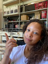 Joy Araujo Music (@JoyReneeAraujo)