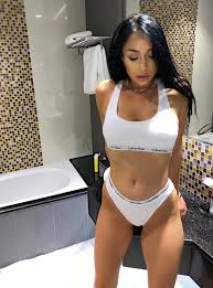Dubai Downtown-Karina Model-Burj Khalifa, Portuguese escort in Dubai