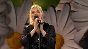 Direktsänt från nöjesparken liseberg i göteborg där sveriges mest folkkära artister. Lotta Pa Liseberg 12 Of The Best Performances From The 2020 Season Scandipop Co Uk
