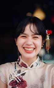 A few Black and White images of Photographers at work in China, Vietnam,  and Thailand. It is so cool how pro photographers are used in Asia as  people dress up in authentic