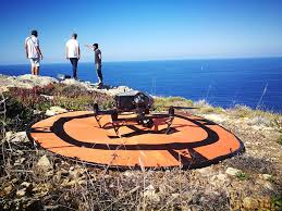 Peu après, clotilde se rend auprès de natale, qui lui apprend que son la 46e cérémonie des césar, qui a eu lieu vendredi 12 mars, a été marquée par l'intervention de corinne masiero. Archives 2018 Frenchi Drone Formation Drone Individuelle Concepteur Operateur