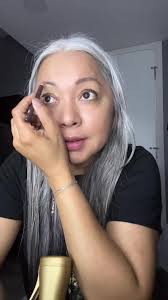 Respuesta a @Roma🌺🏵️ región de los ríos☂️ lápiz de cejas covergirl y  máscara de cejas de Anastasia #anastaciabrows #covergirl #canas  #pelolargocanoso #longhair