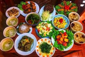 Mâm cỗ cúng rằm tháng giêng 2021 hầu như không thể thiếu thịt gà, xôi gấc/bánh chưng. Cach Cung Ráº±m Thang Gieng NÄƒm 2021 Táº¡i Nha Ä'ung Thá»§ Tá»¥c Meta Vn