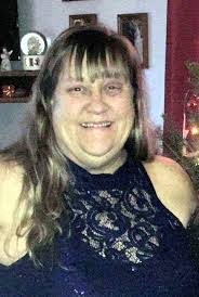 Karen Edens's Instagram, Twitter & Facebook