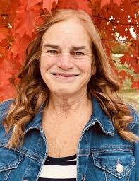 Ashley Mcminn's Instagram, Twitter & Facebook