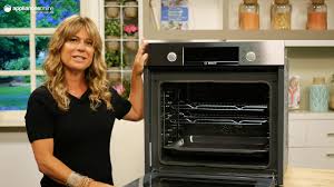 The second best bosch wall oven is bosch hbl8651uc 800 double oven. Product Review Bosch Hba574bs0a 60cm Serie 4 Pyrolytic Built In Oven Youtube