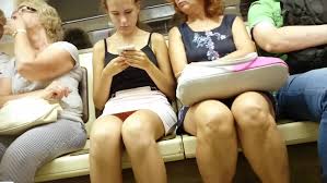 Gizli kamerayla etek altı izle amatör porno • JioPorn.Com