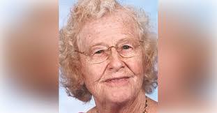 Michael Hogle's Instagram, Twitter & Facebook