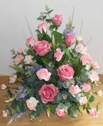 Married in style decoracion iglesia boda boda iglesia. Flowers Arrangements For Church Altar Beautiful 19 Ideas Fake Flower Arrangements Flower Arrangements Simple Altar Flowers