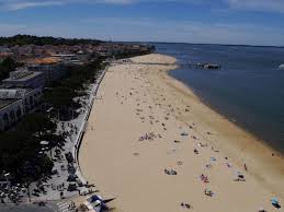 Hébergement, animation, restauration, activité nautique, patrimoine et détente. Decouvrez Et Visitez Le Bassin D Arcachon Tourisme Et Vacances A Arcachon