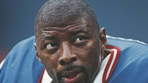 Giants Legend Carl Banks Warns Saquon Barkley To Not Act Like A 'Principled  Fool' Amid Contract Dispute, Falling RB Market