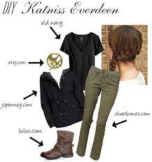 This week, we ' re showing you how to put together a simple katniss everdeen costume! Pin By Melissa Chagnon On Words Hunger Games Costume Katniss Costume Costumes For Teens