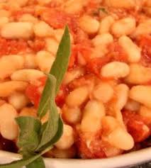 Check spelling or type a new query. Fagioli Dell Occhio Con Salsiccia Azienda Agricola Prunotto Mariangela In Alba Organic Farm Alba Italy