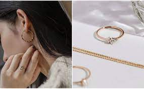 Cinco is my hidden gem for affordable jewelry. 15 Affordable Jewellers Contemporary Delicate Jewellery For Brides Her World Singapore
