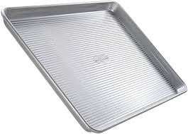Amazon Com Usa Pan Bakeware Quarter Sheet Pan Warp Resistant Nonstick Baking Pan Made In The Usa From Alum Nonstick Baking Pans Usa Pan Bakeware Baking Pans