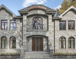 Classic And Castle Style Stone Siding Rinox Lugano Stone Moorecrest Color Stone Siding Stone Masonry