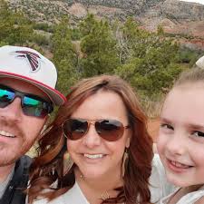 Name: Kim Grider School: Hargrave High School ❤️🖤 Grade/subject: 10-12  Biology, Aquatic Science, and Assistant Cheer Coach 🌱🦋🐊🐬🌊📣 Number of  years teaching: 1️⃣3️⃣ Favorite color: pink, mint, and everything LEOPARD  🐆 Favorite