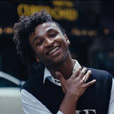 Meet Jordan Reynolds, native UWS resident, IT girl and aficionado of all  things New York City, city, classical arts, fine dining etc, etc