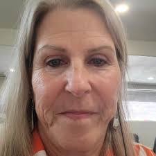 Kathleen Petro's Instagram, Twitter & Facebook