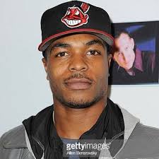 Everybody Hates Chris" Everybody Hates Baseball (TV Episode 2007)