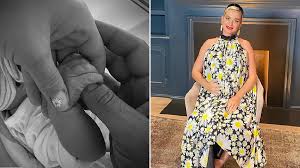 Katy perry and orlando bloom have been getting in some rest and relaxation for the past couple weeks!. Katy Perry Baby The Hints She Dropped Of Her Daughter S Name Metro News
