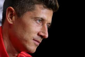 Ronaldo frisur nachmachen 2015] 100 images cristiano ronaldos. Fc Bayern Munchen Robert Lewandowski Schiesst Gegen Die Bosse Express De