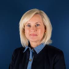 Juliet Welch's Instagram, Twitter & Facebook