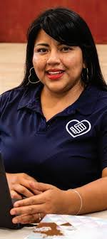 Jenni Page's Instagram, Twitter & Facebook