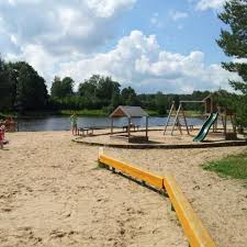 Suurim sügavus on 7,5 m ja keskmine 4,2 m, asudes 69. Kurepalu Jarv