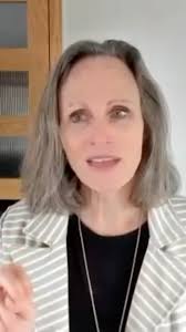 Deb explains why clinicians should use the answer as an expanded way to  view the client in order to best help the client throughout the 8 phases of  emdr. #emdr #theanswer #pti #therapist #client