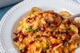 This leftover spaghetti casserole is a easy dinner meal recipe. Pulled Pork Mac And Cheese Recipe Tastes Of Lizzy T