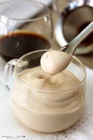 La crema fredda al caffè è un dessert gustoso ed energetico. La Crema Fredda Di Caffe E Un Dessert Senza Latte E Proteine Animali Delizioso Soprattutto D Estate Fresca E Leggera E Velocissim Ricette Dolci Crema Fredda