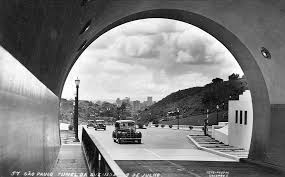 Túnel 9 de julho (que passa sob a avenida paulista e a linha 2 do matrô) visto a partir da passarela getúlio vargas (quem disse que são paulo 37. Tunel 9 De Julho 1946 2013