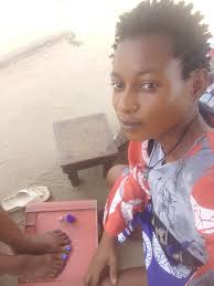 Sunday nails art design