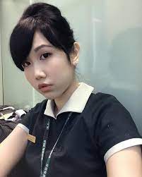 明天就要第一次rt了而且第一天一大早就要考三種機型的門還有三種滅火器跟氧氣瓶 先讓我眼神死一下 明日は一年に一度行う定期救難訓練だ 入社以来初めて参加するので少し緊張してる それに朝から三種類の機種のドア操作テスト 三種類の消火器と二種類のo2